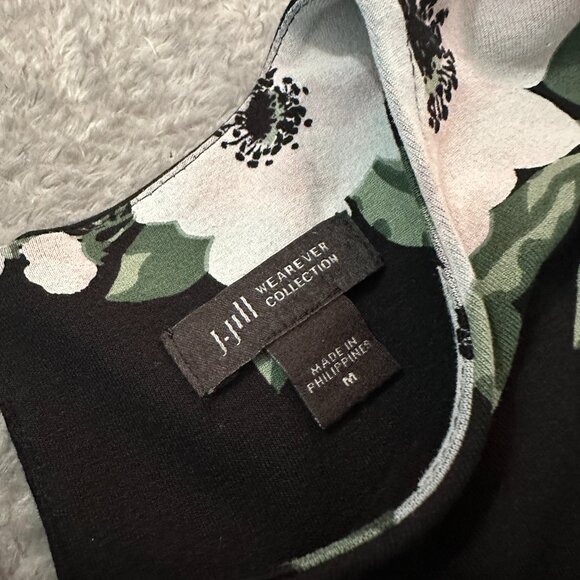 J. Jill Wearever Collection Short Sleeve Popover Dress MEDIUM Black Floral Ponte - Picture 2 of 5